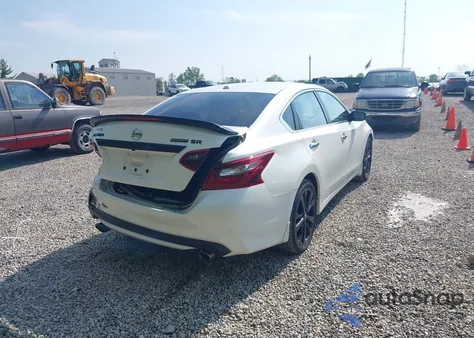 2018 Nissan Altima 2.5 Sr z USA, uszkodzony, nr VIN 1N4AL3APXJC281593